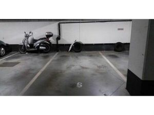 Parking sécurisé environs Rogier