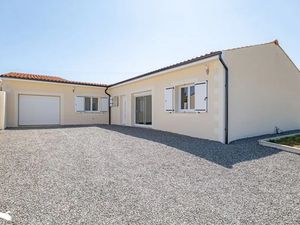 Vente maison 4 pièces 121 m² à Fontenet (17400)  223 650 €