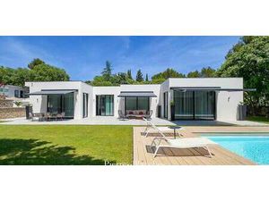 Maison avec piscine et terrasse La Gazelle - Nimes (30)