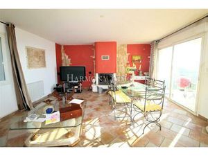 Villa en viager avec une belle vue mer panoramique.