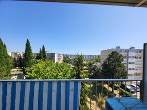 APPARTEMENT 4 PIECES CONTEMPORAIN DERNIER ETAGE