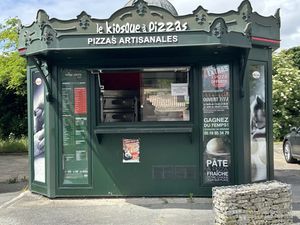 Vente locaux professionnels 10 m² à Marans (17230)  89 000 €