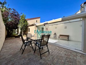 Annonce vente maison 7 pièces de 190m2 à Nanterre (92000) - ParuVendu.fr ref 992781126756