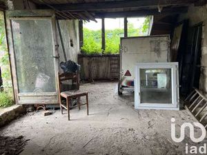 Vente Maison à La Chapelle-Pouilloux (79190) : à vendre / 43m² La Chapelle-Pouilloux