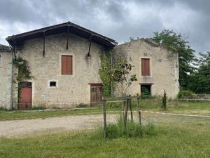 Vente garage 472 m² Preignac (33210)