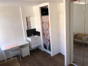 Location meublée appartement 1 pièce 15 m² à Croix (59170)  500 €