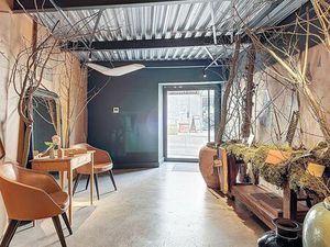 Villeneuve - Local Professionnel 6 pièces - 175m²