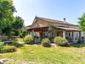 Vente maison 4 pièces 236 m² à Montignac-de-Lauzun (47800)  234 300 €