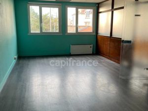 Local professionnel à louer CHAMPIGNY SUR MARNE 4 pièce(s) 290m2 2 950€/mois HT/HC