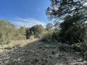 Terrain 2835 m² Régusse