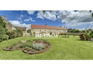 Propriété 8 pièces 236 m²