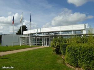 Local d'activité 12 259 m²