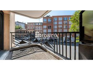 SPACIEUX APPARTEMENT 4 PIECES AVEC TERRASSE - GARAGE ET CAVE