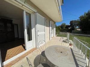 Maison avec garage – San Nicolao