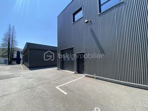 Vente locaux professionnels 80 m² à Vallières-sur-Fier (74150)  202 200 €