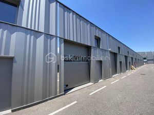 Vente locaux professionnels 168 m² à Vallières-sur-Fier (74150)  404 350 €