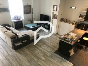 Vente appartement 5 pièces 90m2 Morlaàs 64160 - 174100 € - Surface Privée
