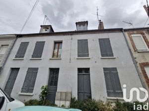 Vente maison 10 pièces 220 m² à Romilly-sur-Seine (10100)  81 000 €