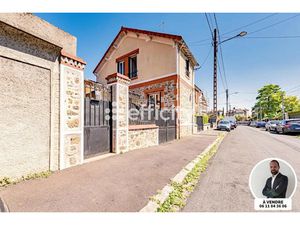 Vente maison 4 pièces 72 m² à Villeneuve-le-Roi (94290)  259 000 €