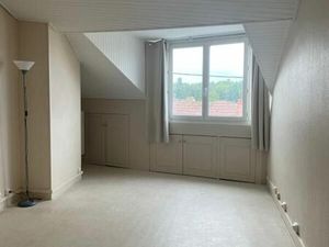 Location appartement 2 pièces 47 m² à Cosne-Cours-sur-Loire (58200)