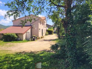 Maison 8 pièces - Les Martres de Veyre