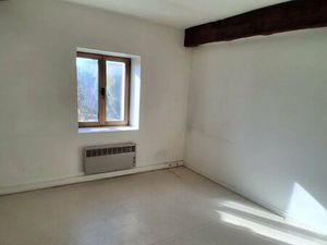HOUDAN (78) - A LOUER BUREAU 60M²