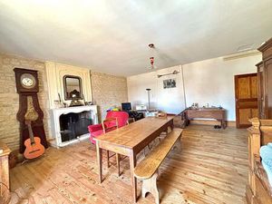 Vente maison 8 pièces 212 m² Amberre (86110)