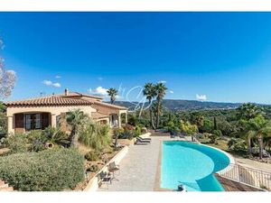 Maison de campagne exclusive de 380 m2 en vente bregançon  Bormes-les-Mimosas  Var  Proven