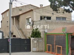 Maison de 200m² avec 4 chambres  garage piscine + local commercial tout commerce + Studio