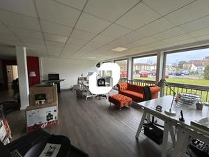 Location Bureau Avon 77210