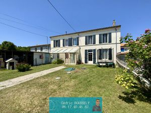 Vente maison 5 pièces 140m2 La Jard 17460 - 219900 € - Surface Privée