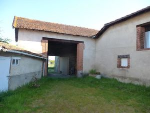 Vente maison 6 pièces 265 m² à Marclopt (42210)  210 000 €