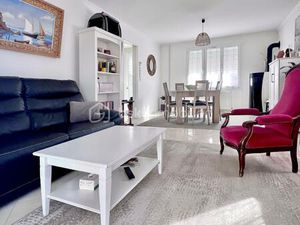 Maison traditionnelle de 91 m² à Les Noes-Pres-Troyes