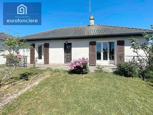 Vente maison 4 pièces 79 m² à Buchères (10800)  185 000 €