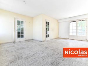 Vente maison 10 pièces 199 m² à Fresnes (94260)  485 000 €