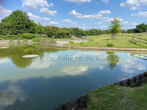 Vente ferme 448 m² à Linselles (59126)  1 750 000 €