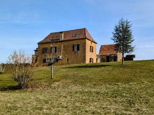 Maison en pierre de 171m2 3 chambres dans un bel environnement