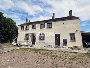 Vente maison 5 pièces 130 m² à La Madeleine-sur-Loing (77570)  270 000 €