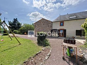 Maison T5 près de SAINT VARENT à vendre