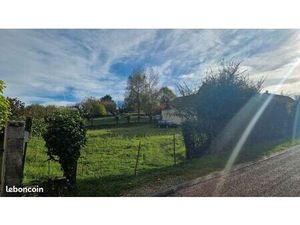 Terrain 570 m² GY L EVEQUE