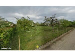 Terrain 800 m² Ringendorf