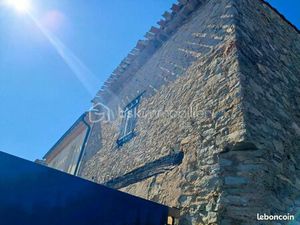 Maison 2 pièces 166 m²