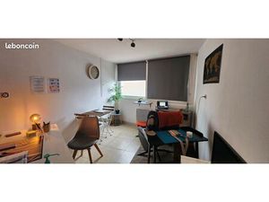 Commerce services 135 m²