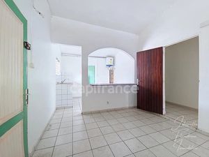 Vente maison 4 pièces 65 m² à Capesterre Belle Eau (97130)  110 000 €