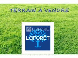 Terrain d'environ 1678m²