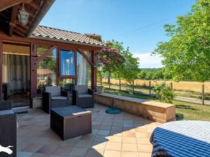 Vente maison 9 pièces 196 m² à Grignols (24110)  317 700 €