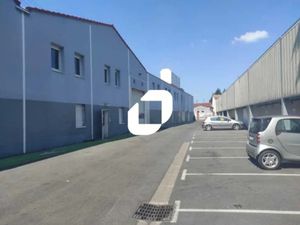 A LOUER  LABORATOIRE DE CUISINE TOUT EQUIPE !