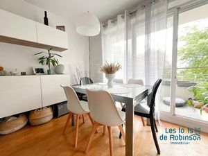 Vente appartement 3 pièces 67 m² à Le Plessis-Robinson (92350)  349 000 €