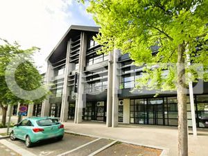 LOCAL PROFESSIONNEL A VENDRE