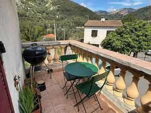Vente appartement 3 pièces 53 m² Peille (06440)